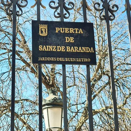 Retiro Park Apartment Madrid Exterior photo